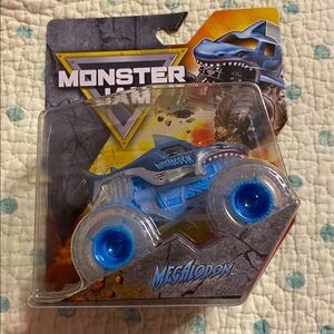 Monster Jam Monster Truck Megalodon series 1 translucent wheels 1:64 scale